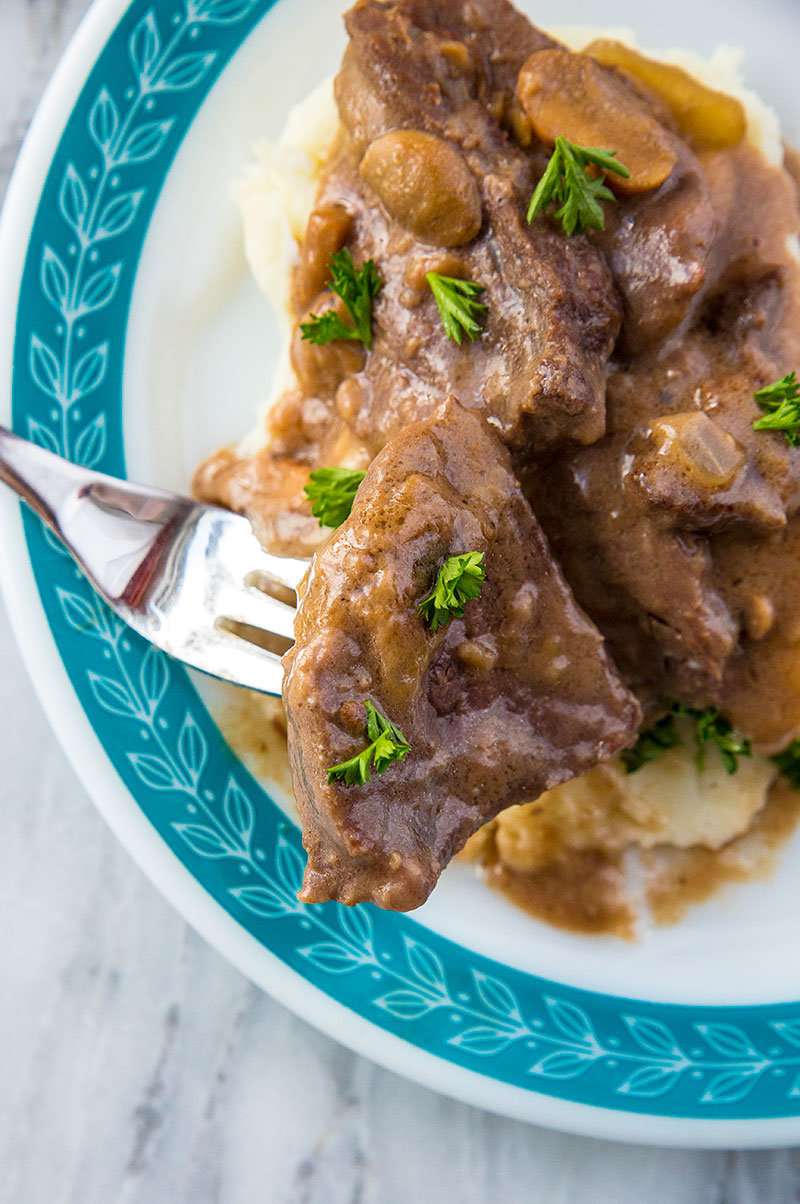 Instant pot cube online steak with onion gravy