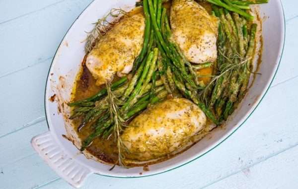 One Pan Rosemary Chicken And Asparagus Dinner The Kitchen Magpie Low Carb 