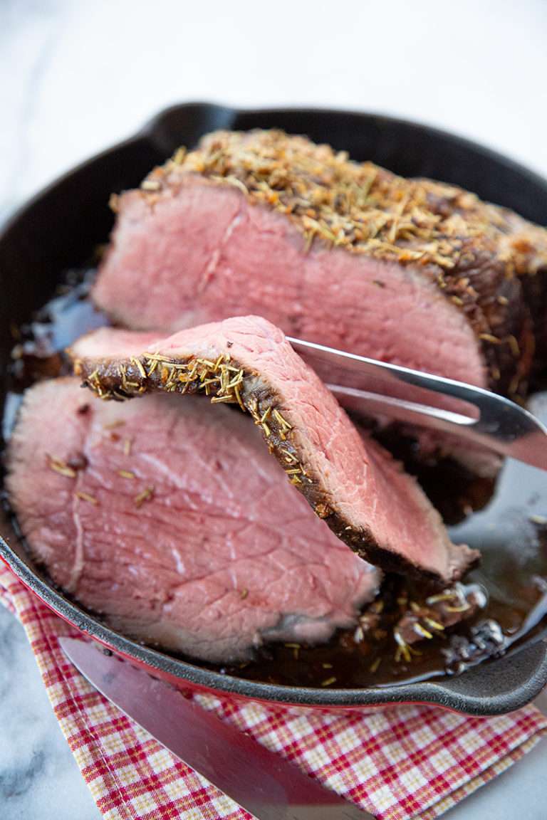 Buttery Herb And Garlic Bottom Round Roast Recipe The Kitchen Magpie